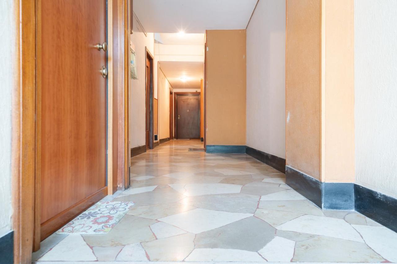 Апартаменты Modern Flat 250 Mt From The Sea - Альбиссола-Марина Экстерьер фото