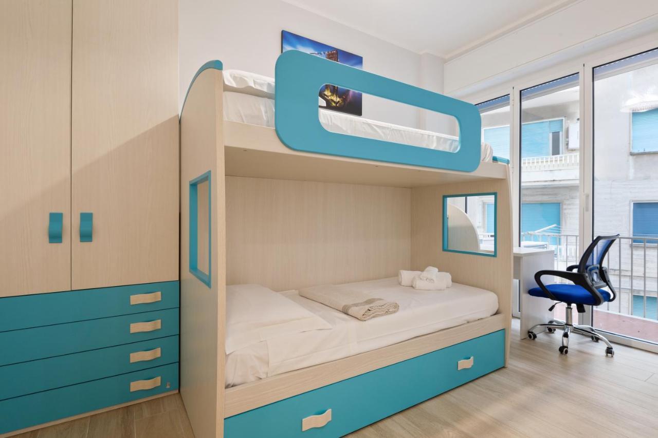 Апартаменты Modern Flat 250 Mt From The Sea - Альбиссола-Марина Экстерьер фото